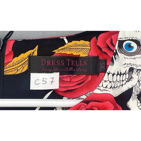 Skulls and Roses Dress Gothic Halloween Punk Sz XS Day of the Dead Rockabilly - Picture 8 of 8